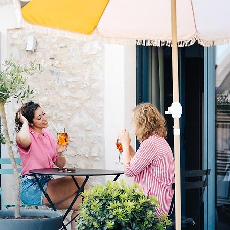Appart'Hotel Les Fleurines By Urban Style Villefranche-de-Rouergue Dış mekan fotoğraf
